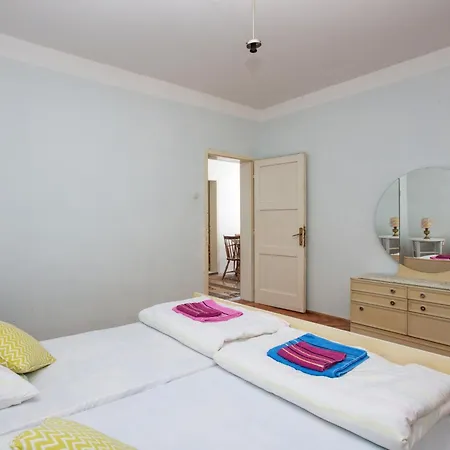Apartment By The Sea Tisno, Murter - 21405 *